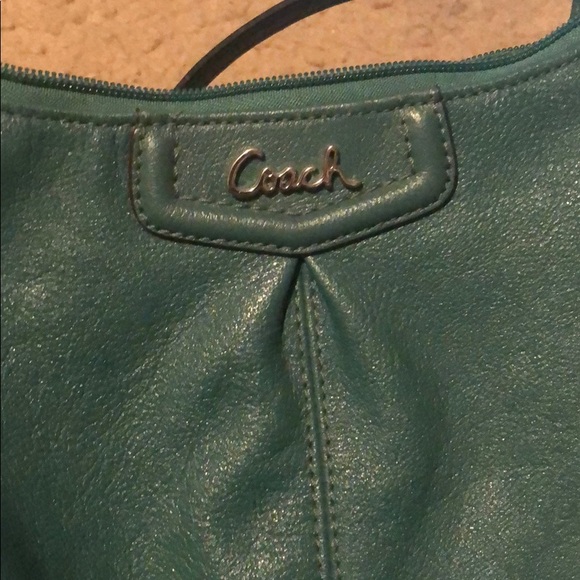 Coach purse - Picture 4 of 5